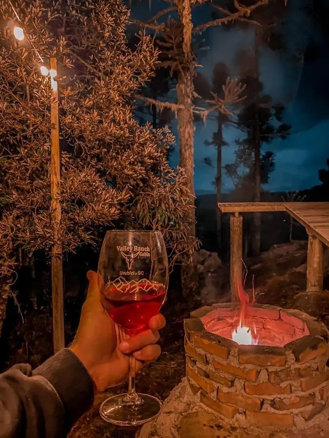 Cabana Estilo Celeiro Em אורוביסי 0*,