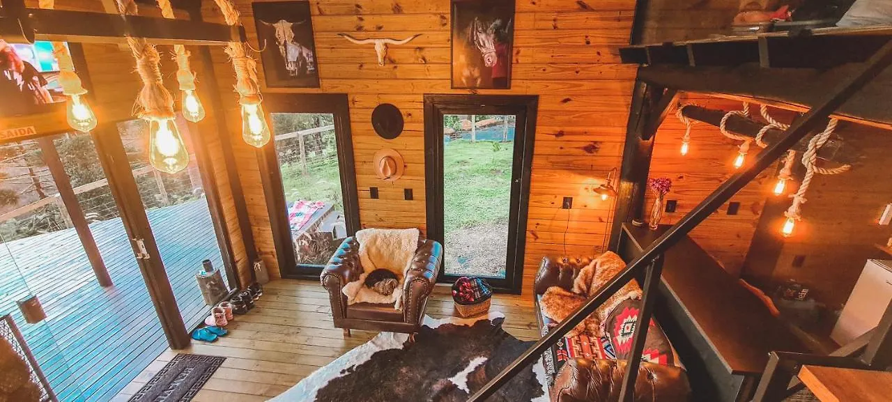 Cabana Estilo Celeiro Em אורוביסי