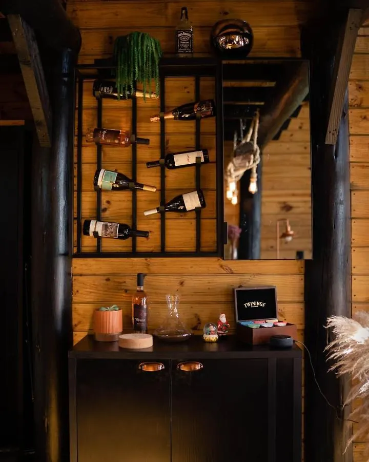 Cabana Estilo Celeiro Em אורוביסי בקתה